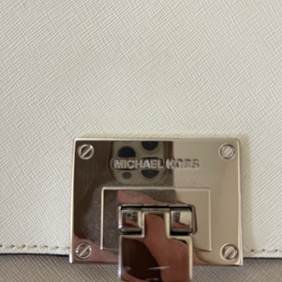 Michael Kors bag - Picture 4 of 4